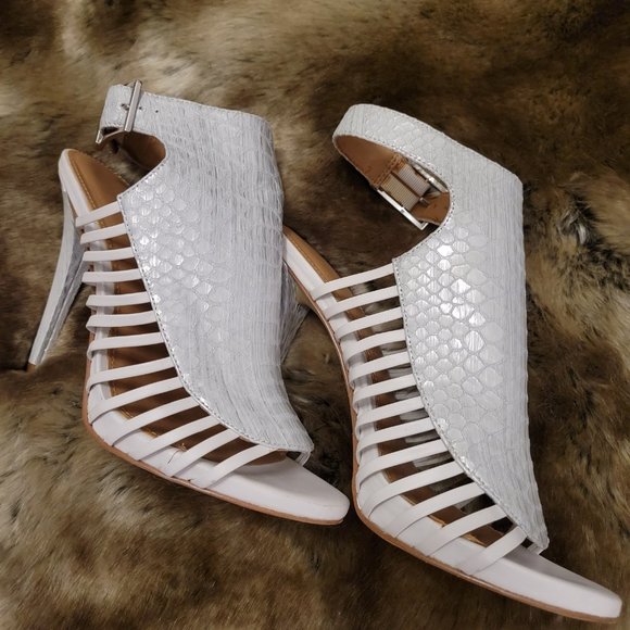 Calvin Klein 4" Heels - Picture 1 of 6